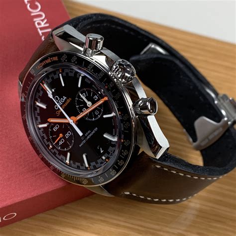 uhrinstinkt omega speedmaster racing|Speedmaster Racing 44.25 mm, steel on leather strap.